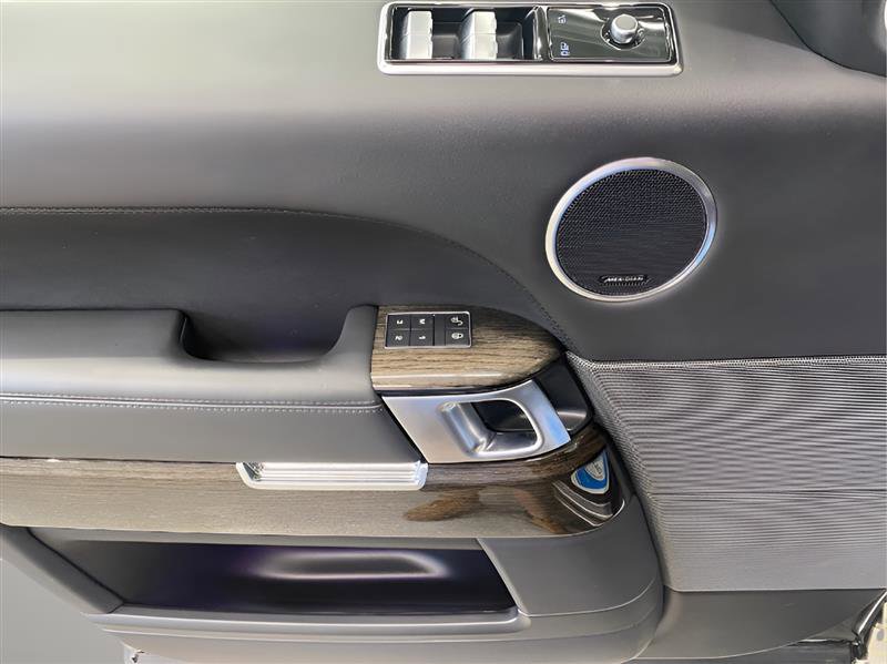 Used 2019 Land Rover Range Rover Sport Autobiography image 21