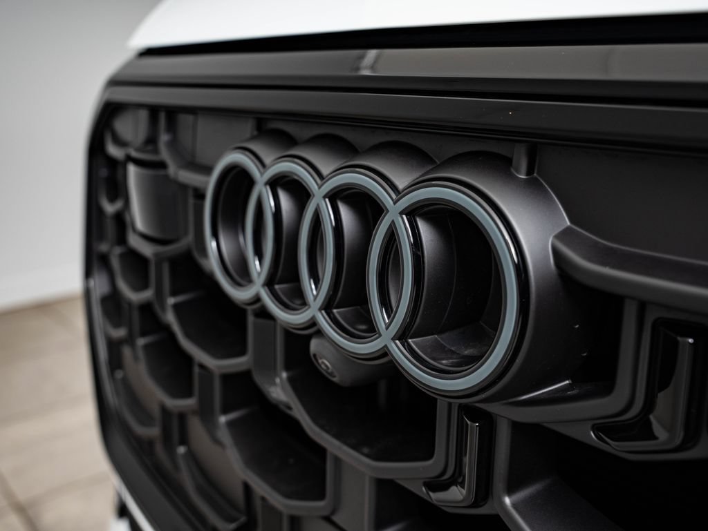 New 2026 Audi Q8 Premium Plus AWD/4WD image 3