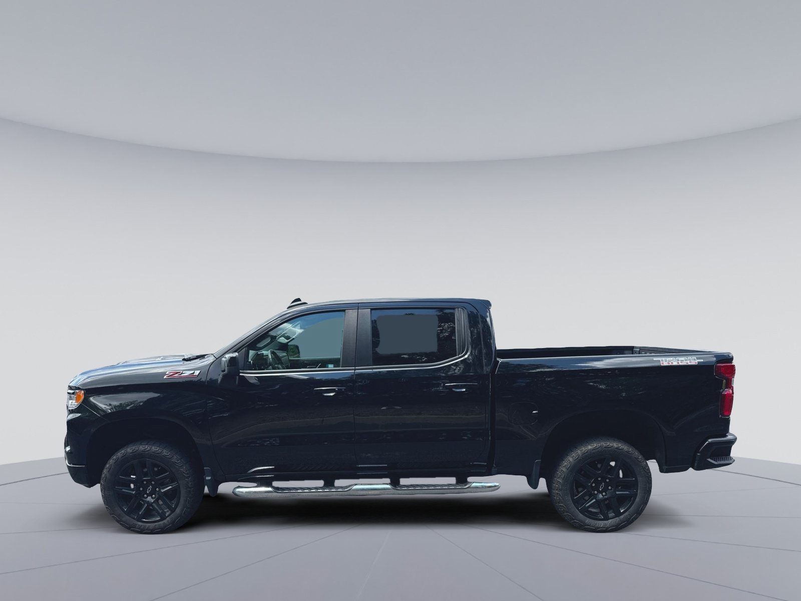 Used 2024 Chevrolet Silverado 1500 LT Trail Boss w/ Protection Package AWD/4WD image 8