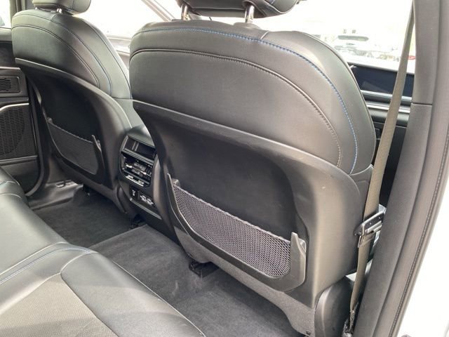 Used 2022 Jeep Grand Cherokee Trailhawk w/ Luxury Tech Group III AWD/4WD image 35