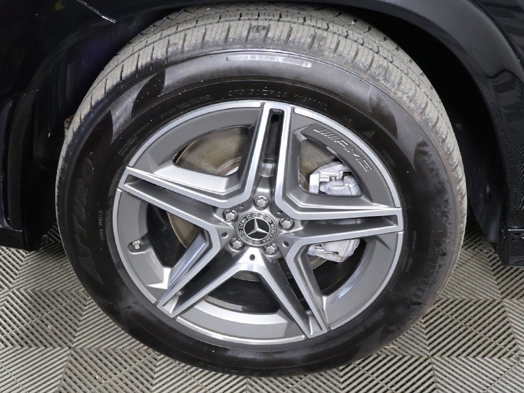 Used 2022 Mercedes-Benz GLE 450 4MATIC w/ AMG Line Exterior image 20