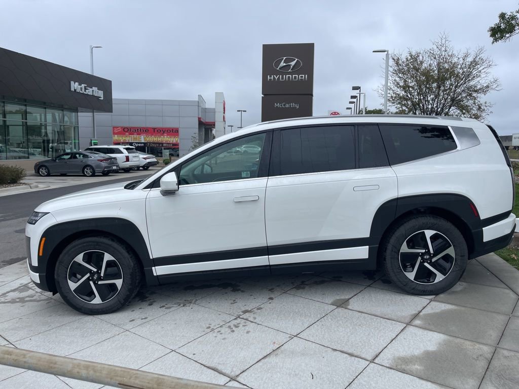 New 2026 Hyundai Ioniq 9 S image 2