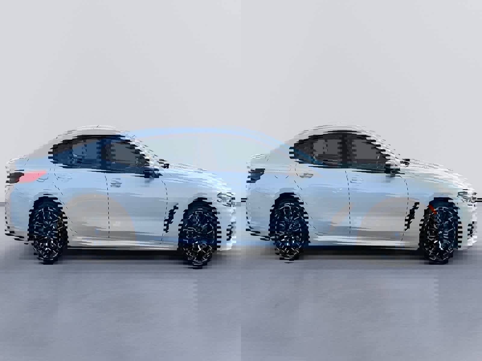 New 2026 BMW M850i xDrive image 2