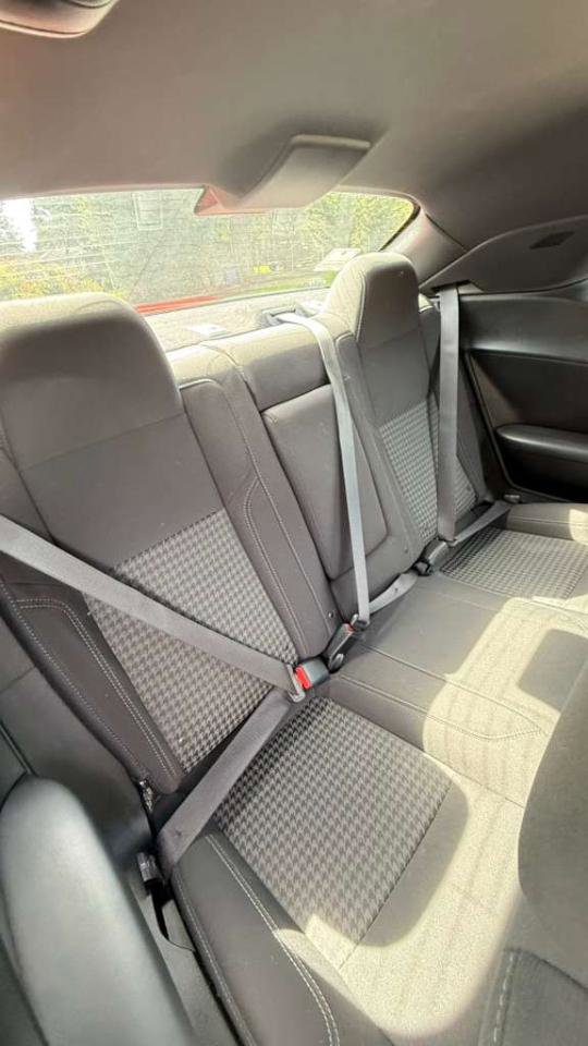 Used 2019 Dodge Challenger SXT RWD image 7