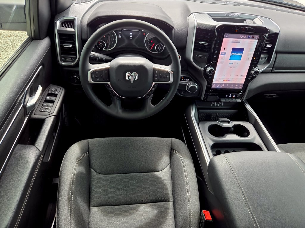 Used 2025 RAM 1500 Big Horn RWD image 8