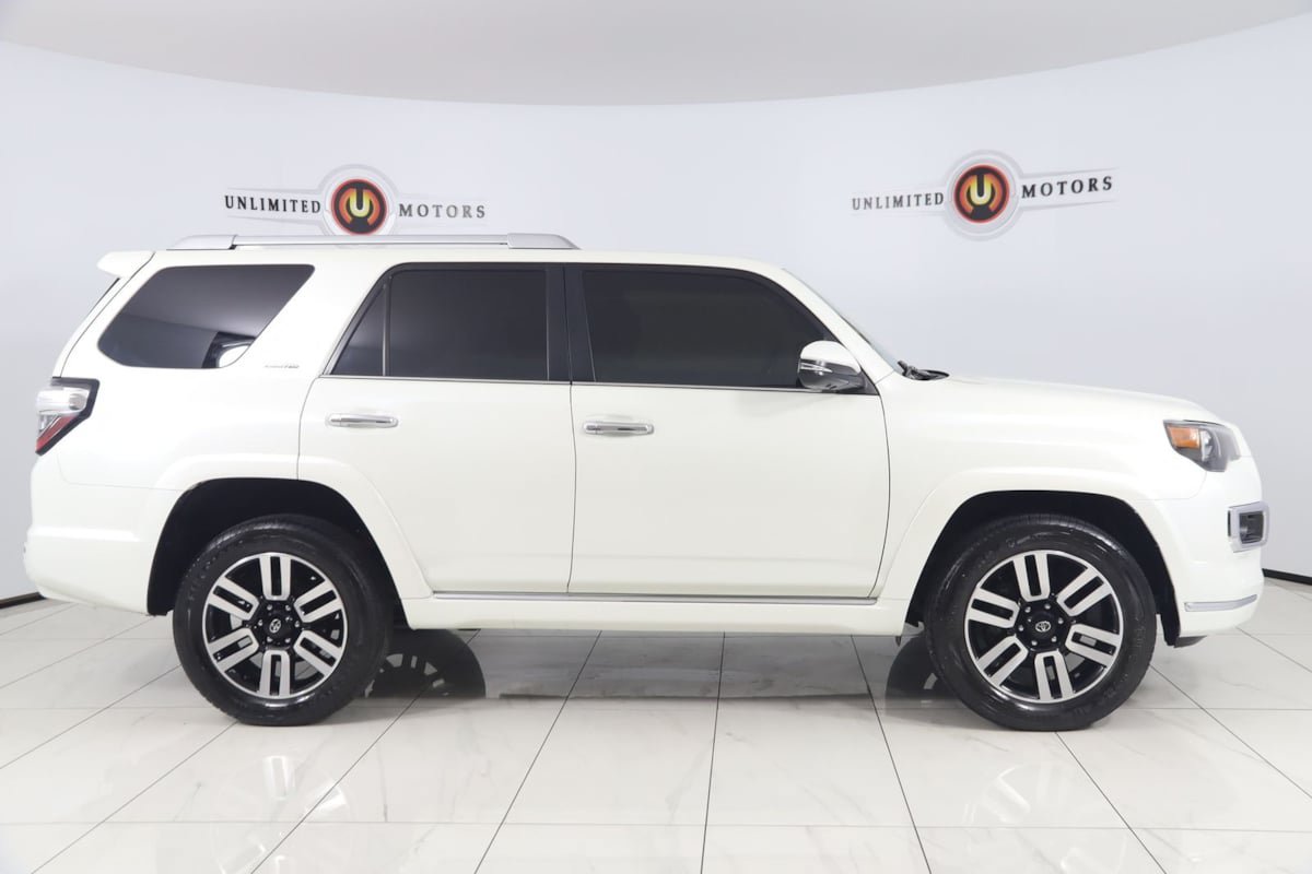 Used 2023 Toyota 4Runner Limited AWD/4WD image 2