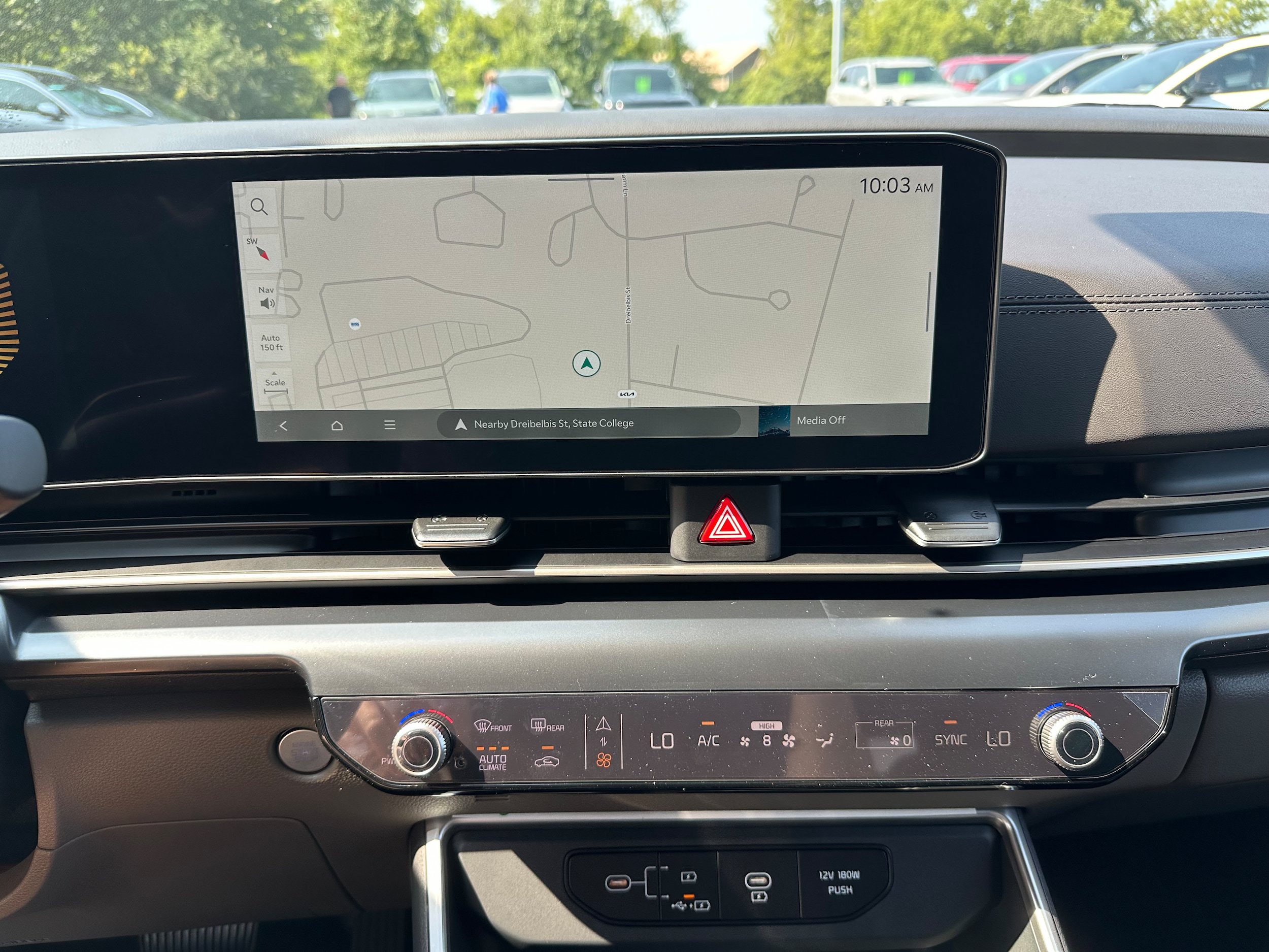 New 2027 Kia Carnival FWD image 28