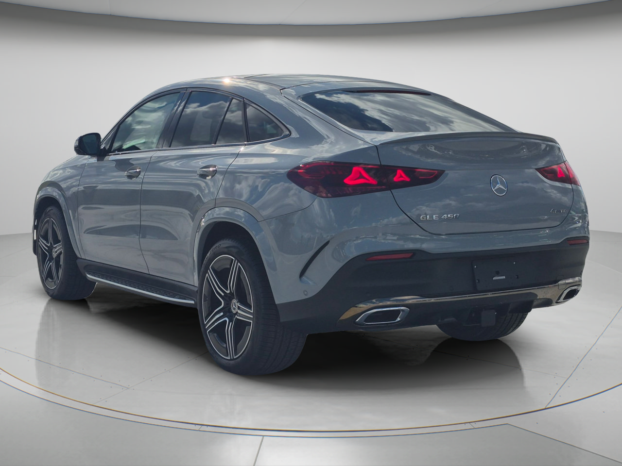 New 2027 Mercedes-Benz GLE 450 4MATIC Coupe image 2
