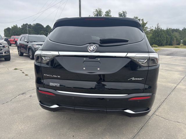 Used 2023 Buick Enclave Avenir w/ Avenir Technology Package image 6