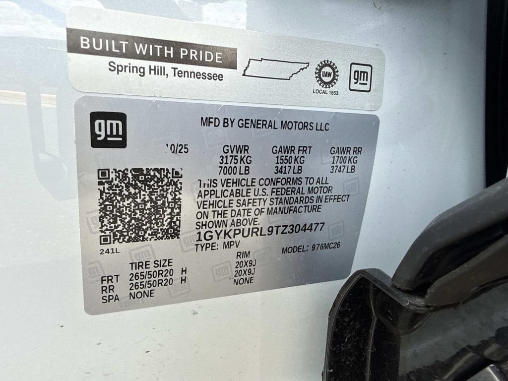 New 2026 Cadillac Lyriq Sport w/ LPO, Floor Liner Package AWD/4WD image 17