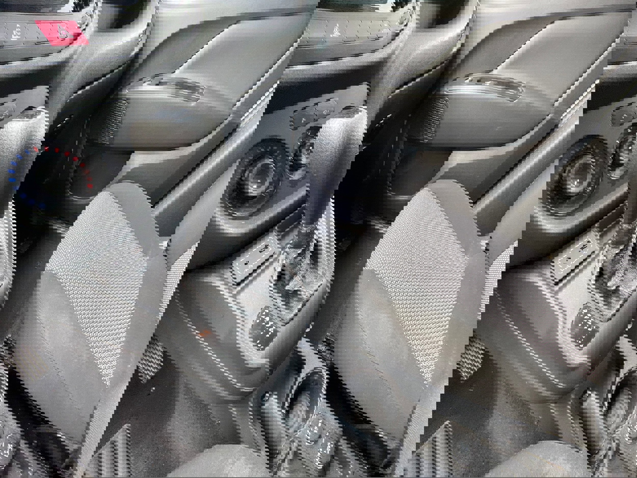 Used 2020 RAM ProMaster City Tradesman image 15