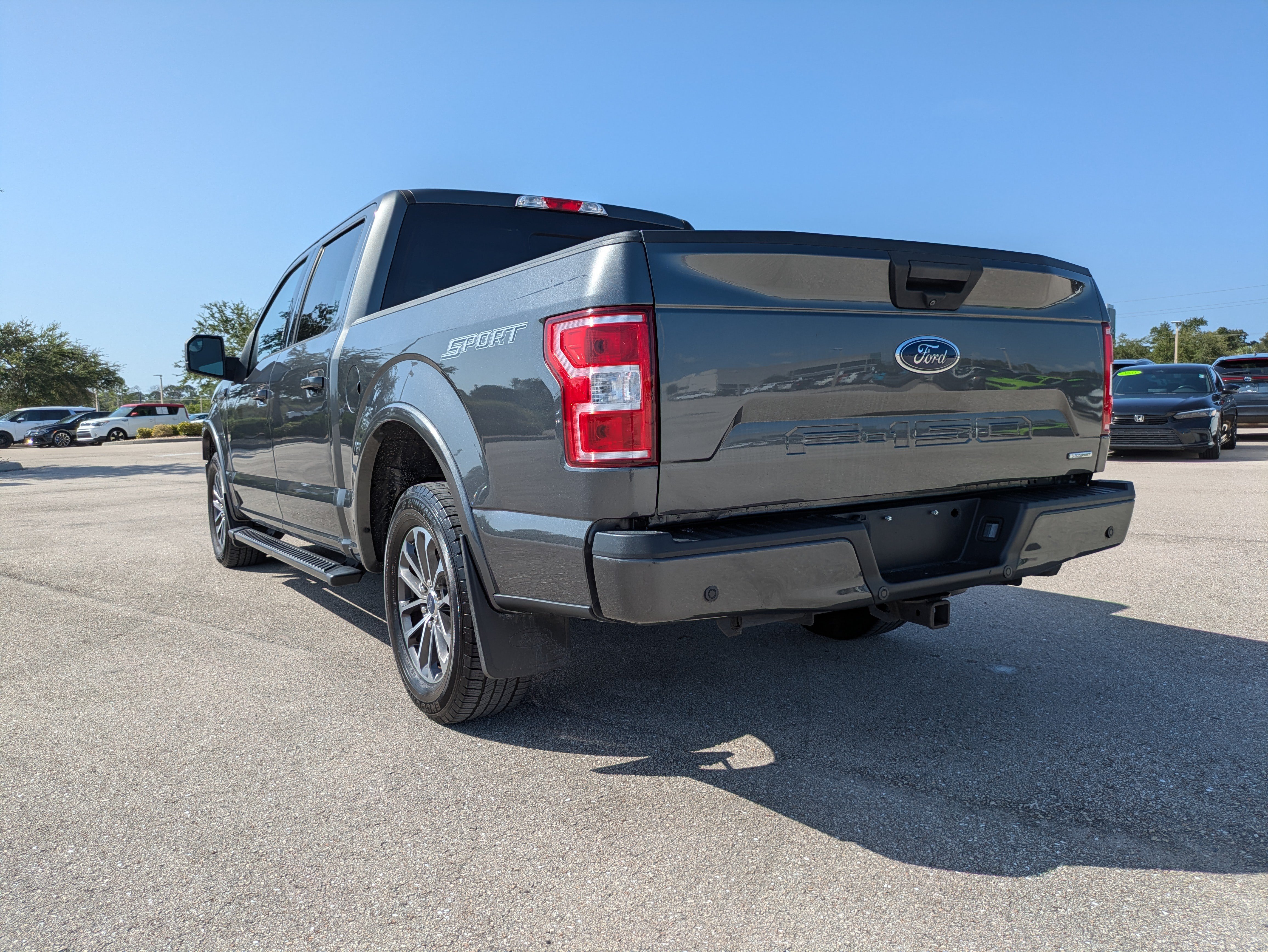 Used 2019 Ford F150 XLT w/ Equipment Group 302A Luxury RWD image 6