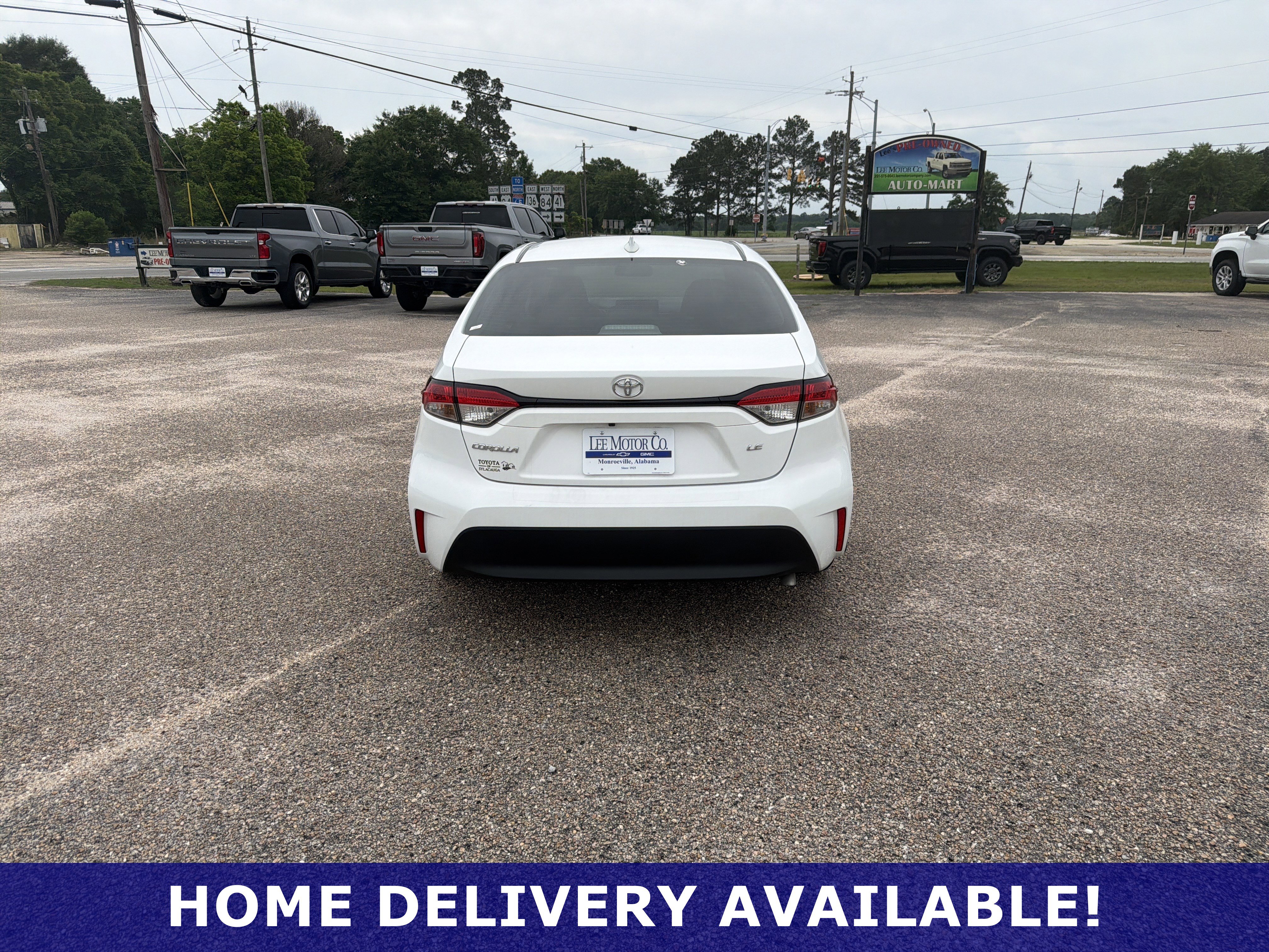 Used 2026 Toyota Corolla LE FWD image 10