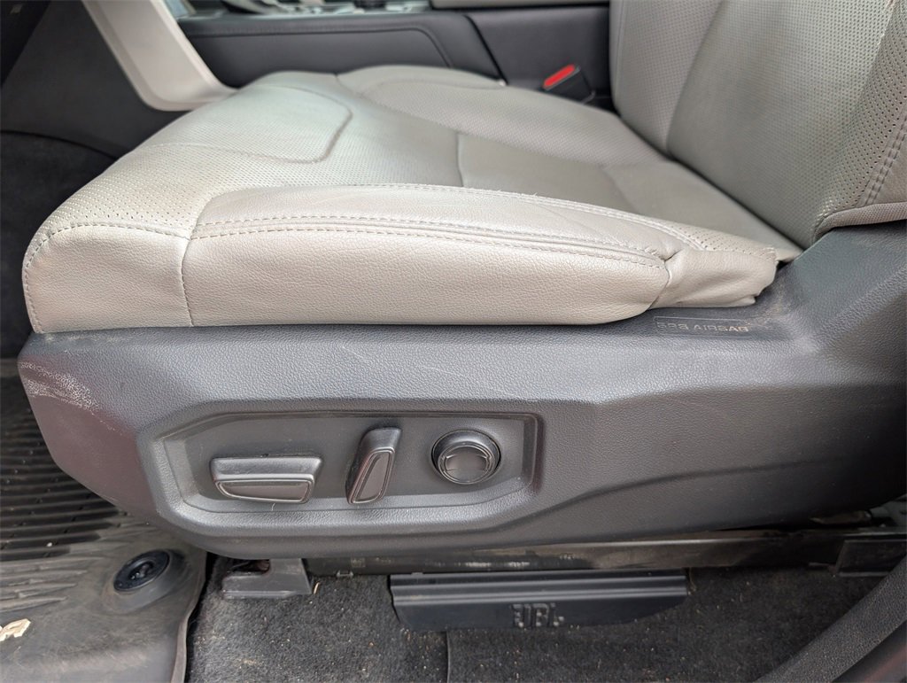 Used 2023 Toyota Tundra Limited image 12