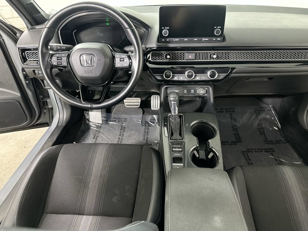 Used 2025 Honda Civic Sport image 17