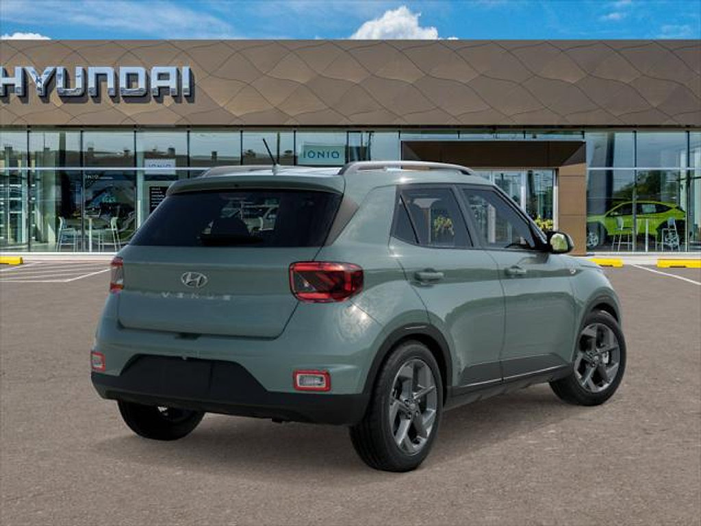 New 2026 Hyundai Venue SEL FWD image 4
