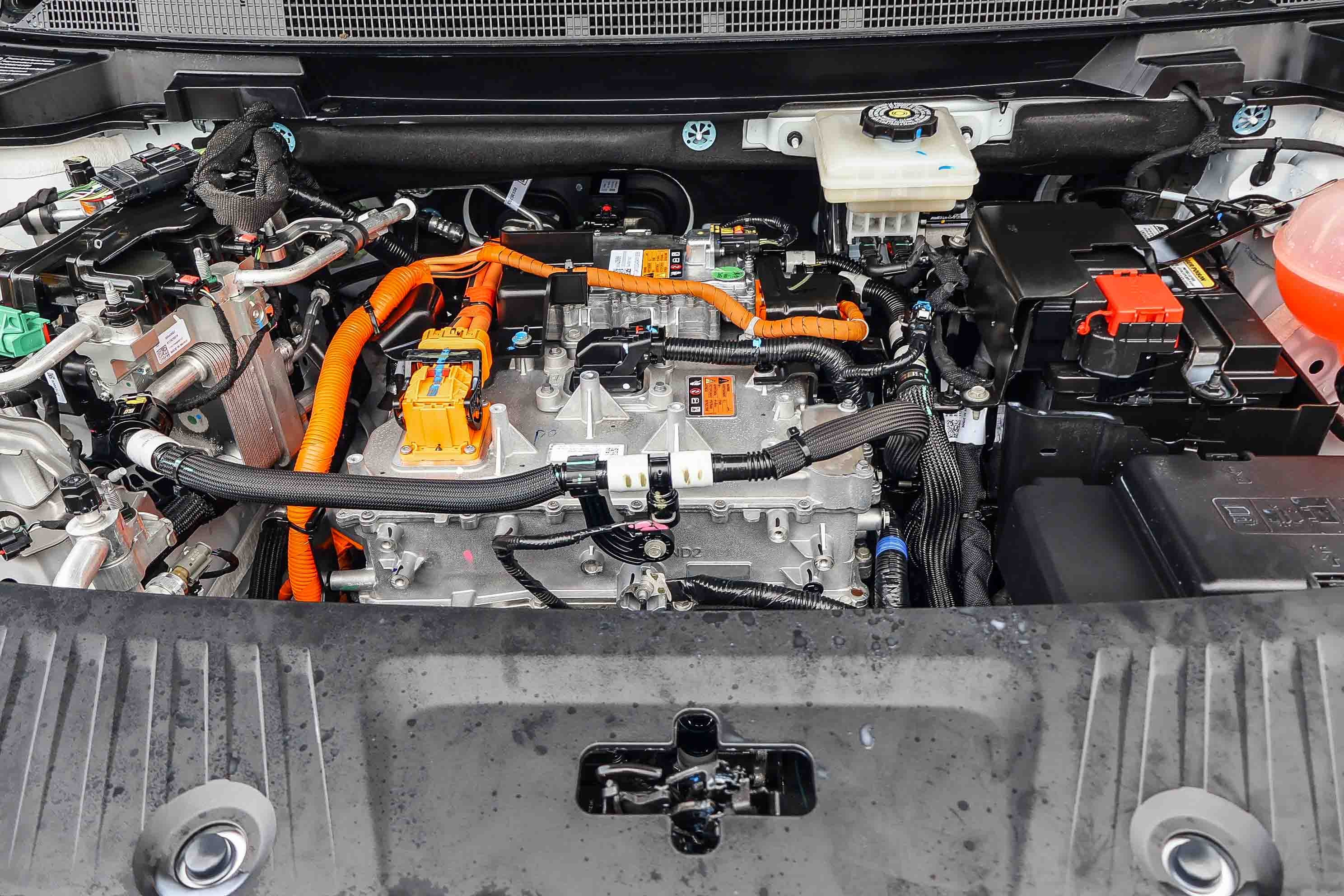 Used 2024 Chevrolet Equinox EV LT w/ LPO, Active Package image 24