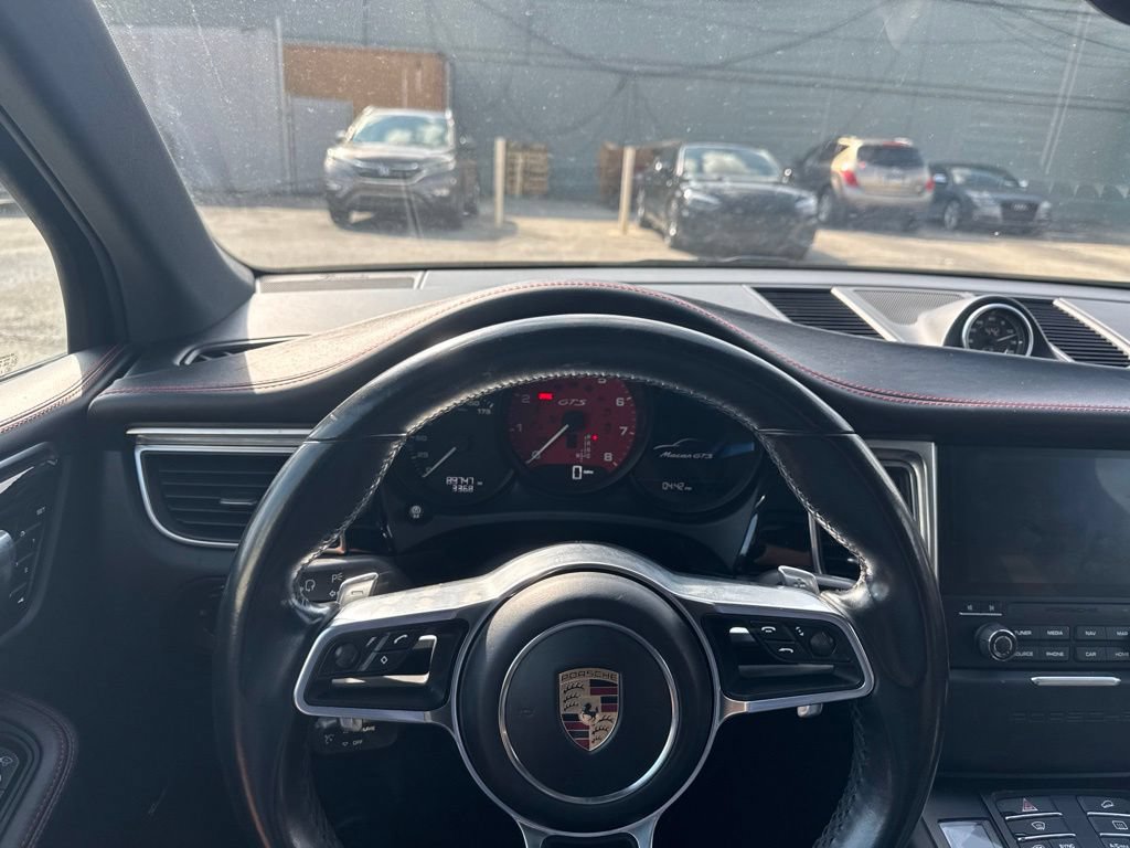 Used 2017 Porsche Macan GTS AWD/4WD image 13