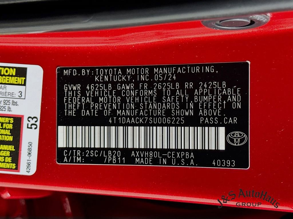 Used 2025 Toyota Camry XSE image 38