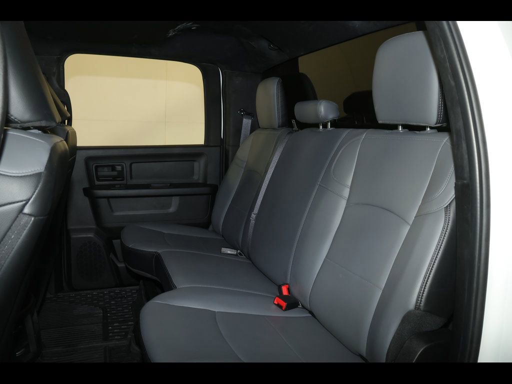 Used 2025 RAM 3500 Tradesman w/ Chrome Appearance Group AWD/4WD image 31