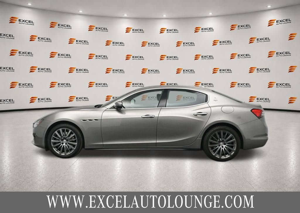 Used 2021 Maserati Ghibli S RWD image 2