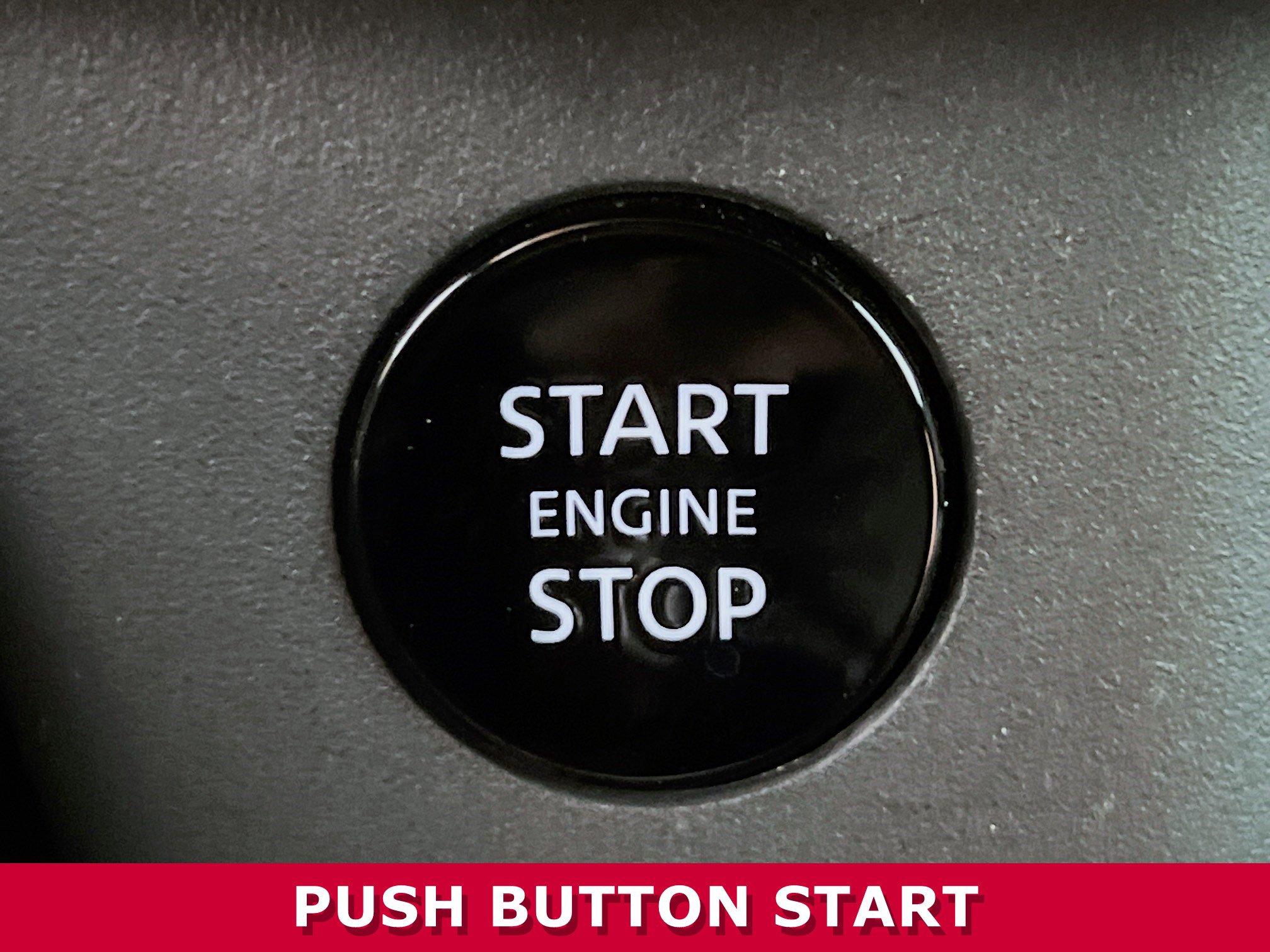 Used 2025 Nissan Rogue S image 11