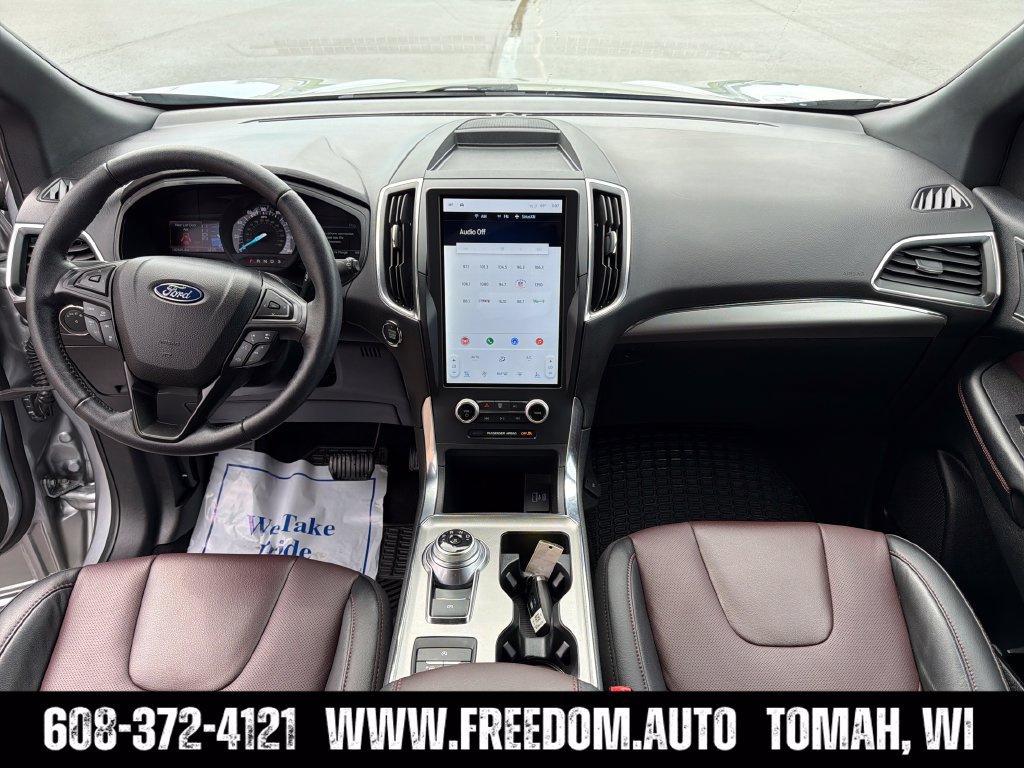 Used 2022 Ford Edge Titanium w/ Equipment Group 301A AWD/4WD image 12