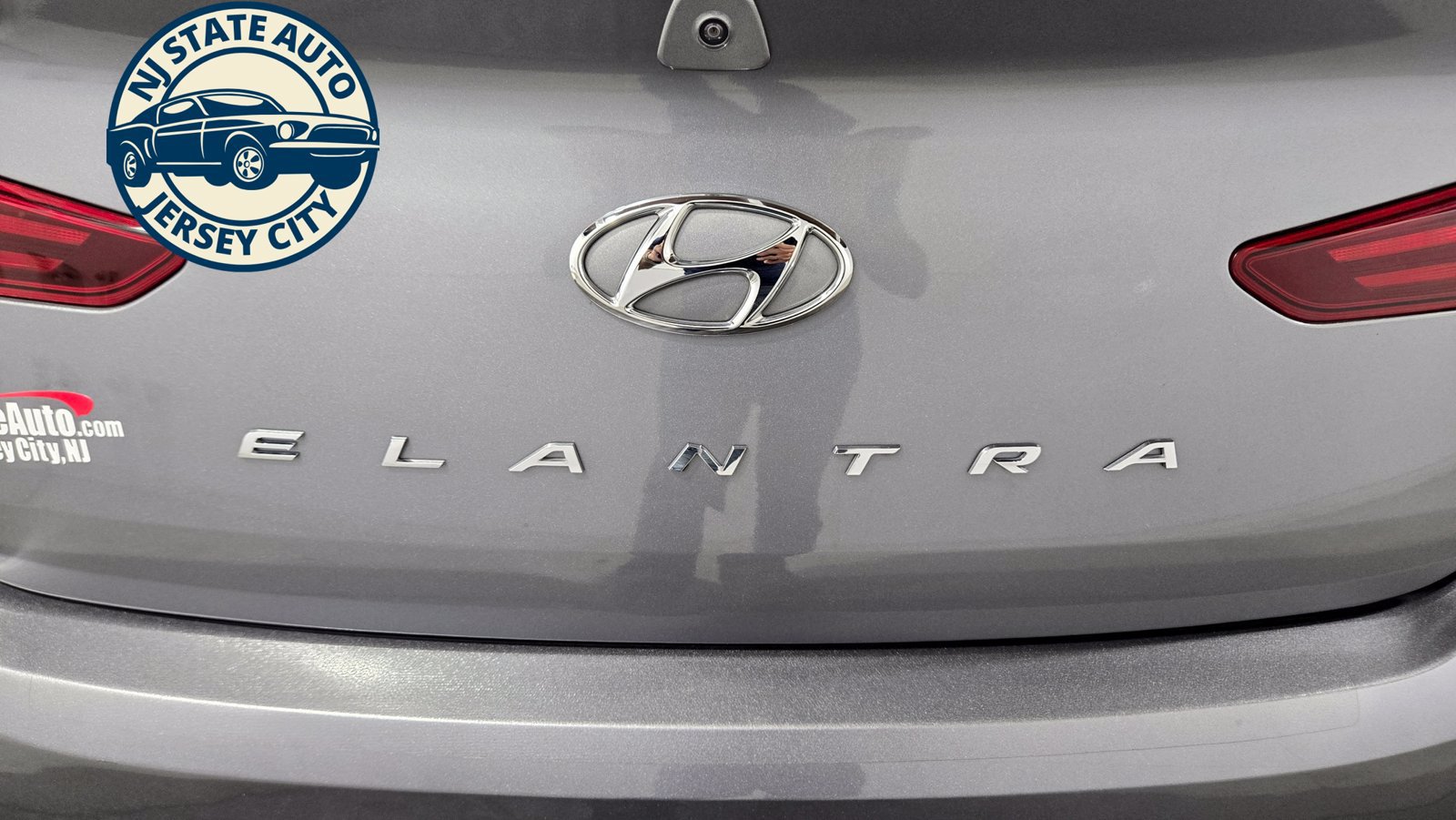 Used 2019 Hyundai Elantra SEL w/ Cargo Package FWD image 28