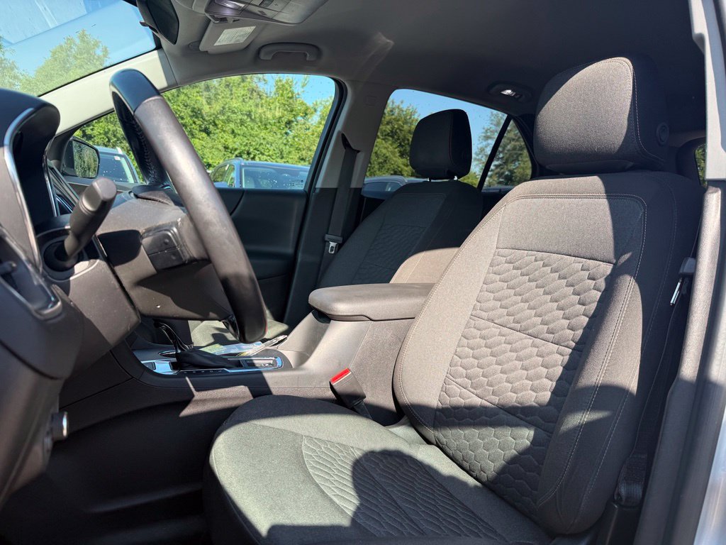 Used 2018 Chevrolet Equinox LT AWD/4WD image 9