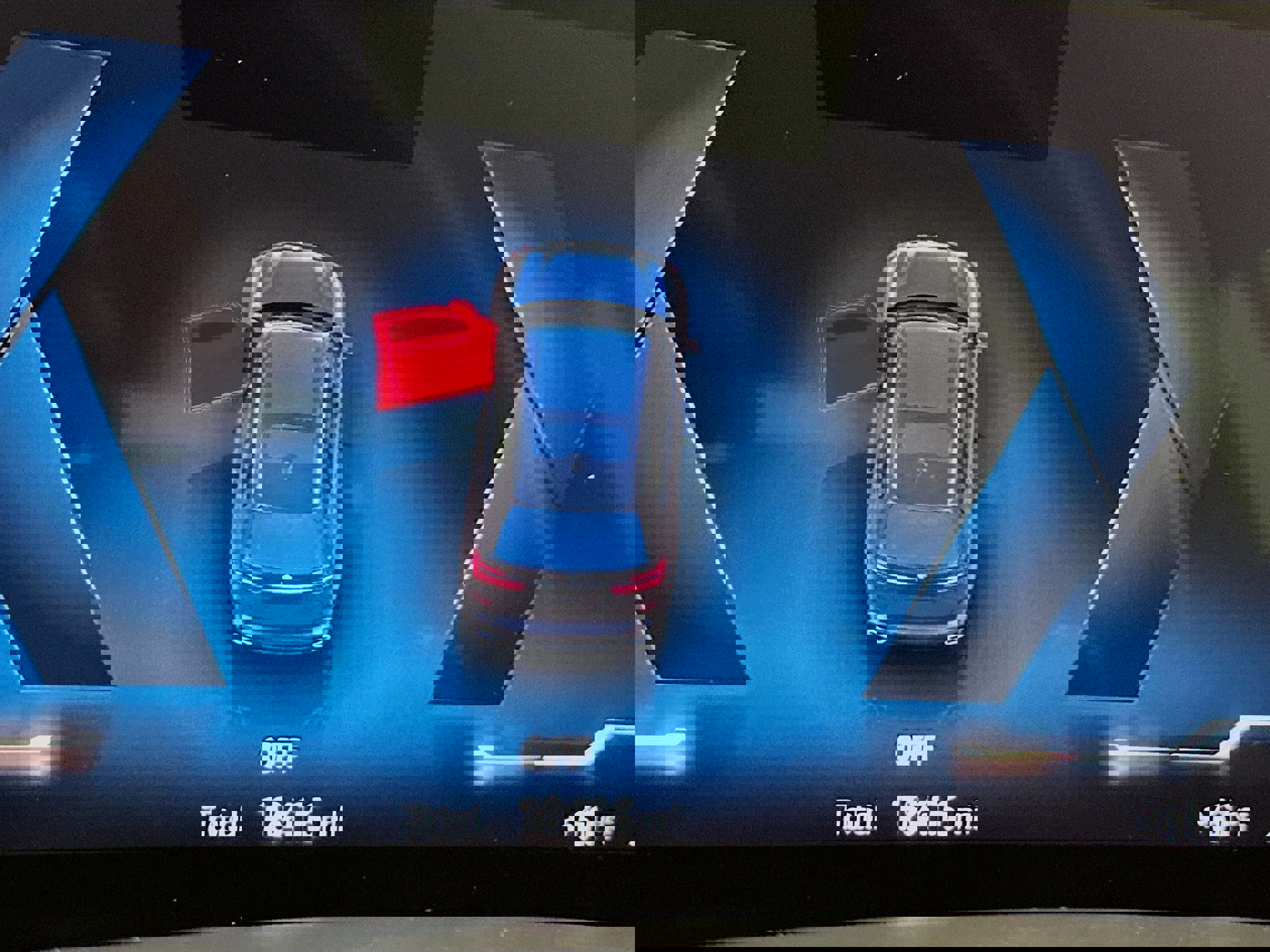 Used 2024 BMW X7 xDrive40i w/ M Sport Package image 9