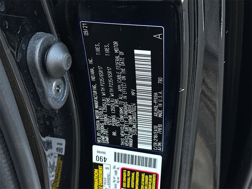 Used 2022 Toyota Sienna XLE image 35