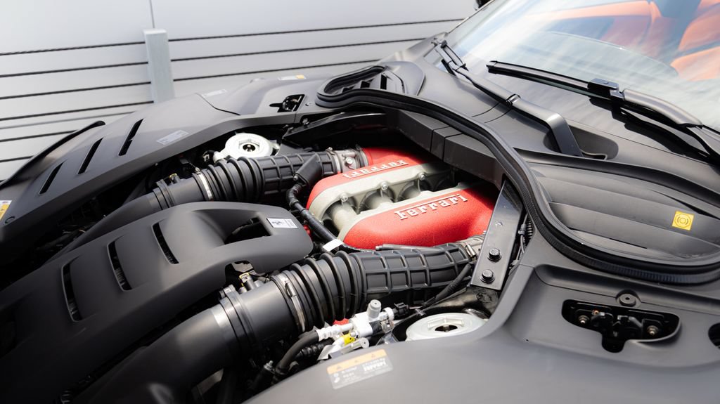 Used 2026 Ferrari Purosangue AWD/4WD image 34