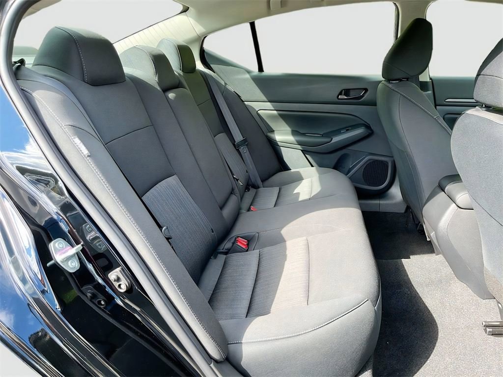 Used 2025 Nissan Altima 2.5 S image 27