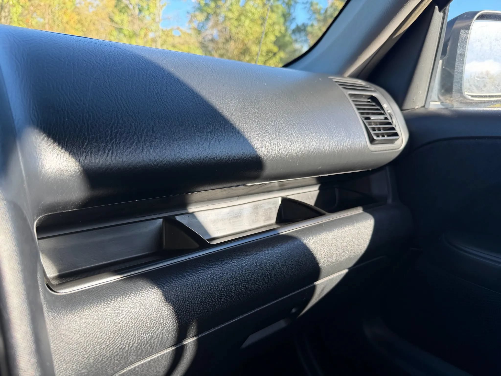 Used 2006 Honda CR-V LX image 19