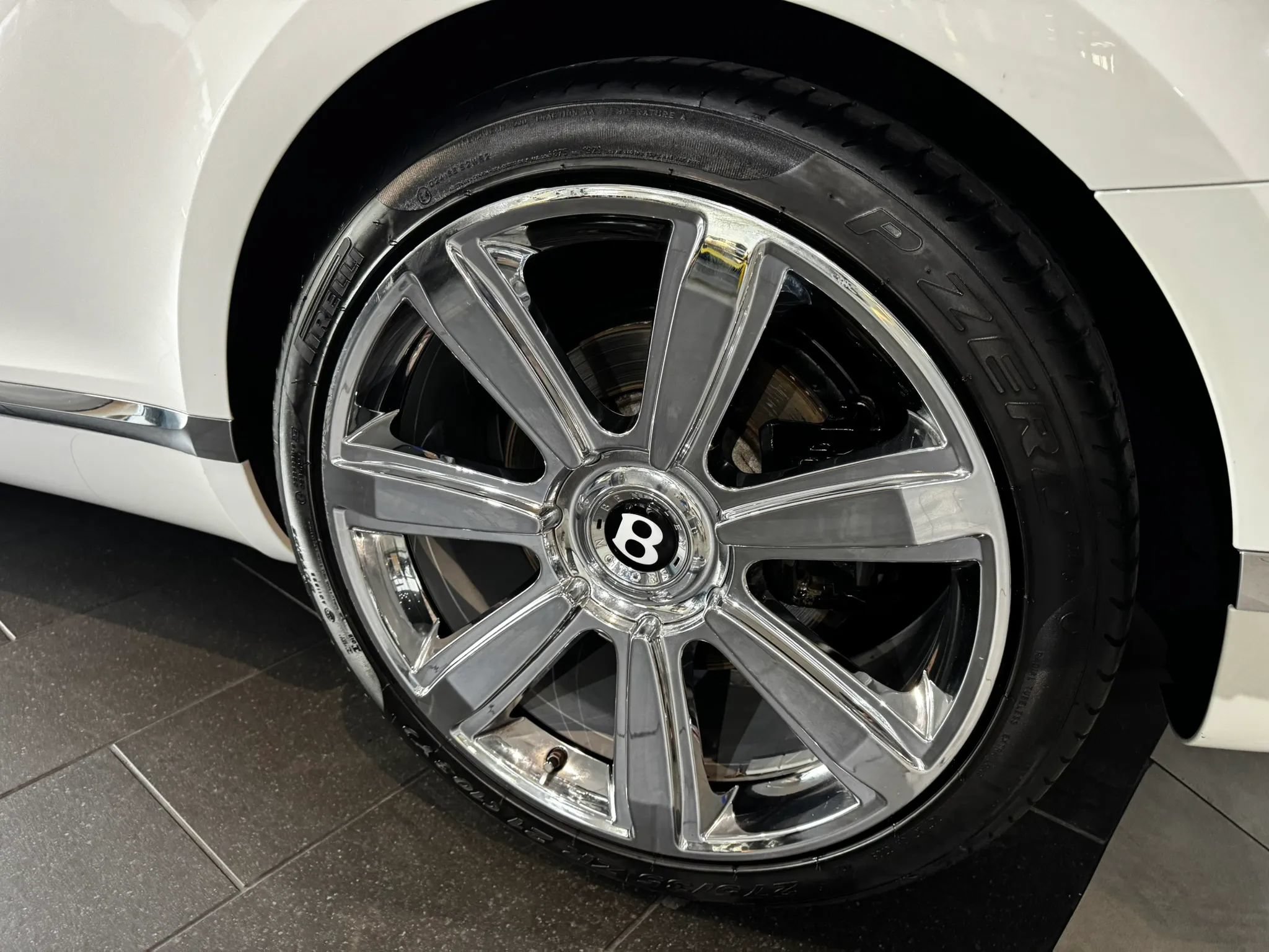 Used 2017 Bentley Continental GT AWD/4WD image 52