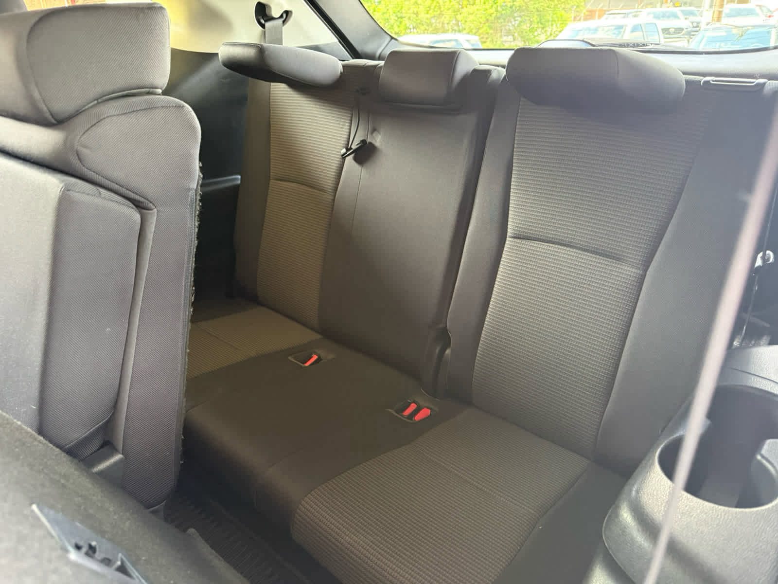 Used 2020 Toyota Highlander LE AWD/4WD image 6