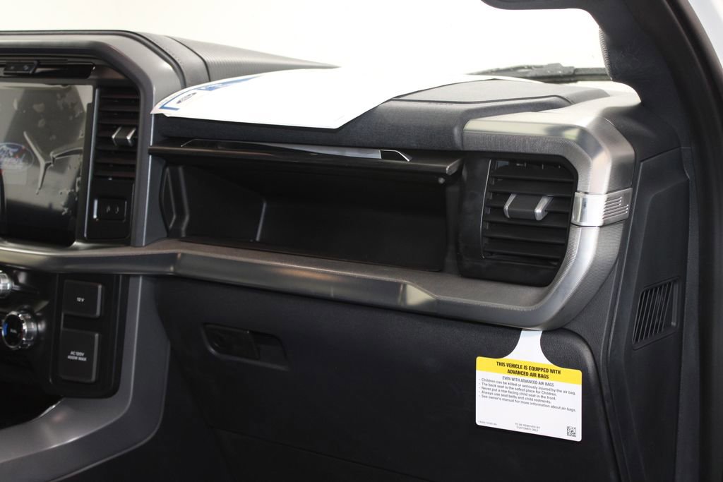 New 2025 Ford F150 Lariat w/ Equipment Group 502A High image 31