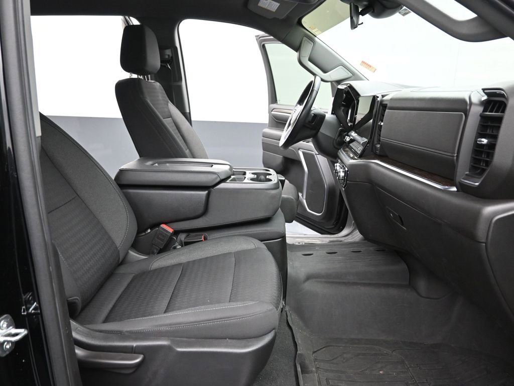 Used 2022 GMC Sierra 1500 Elevation image 14