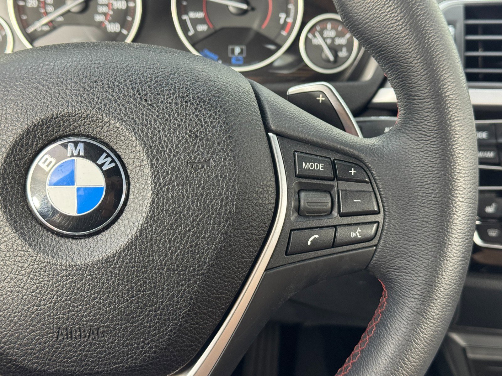 Used 2017 BMW 330e image 21