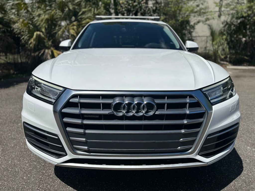 Used 2019 Audi Q5 2.0T Premium w/ Convenience Package image 3