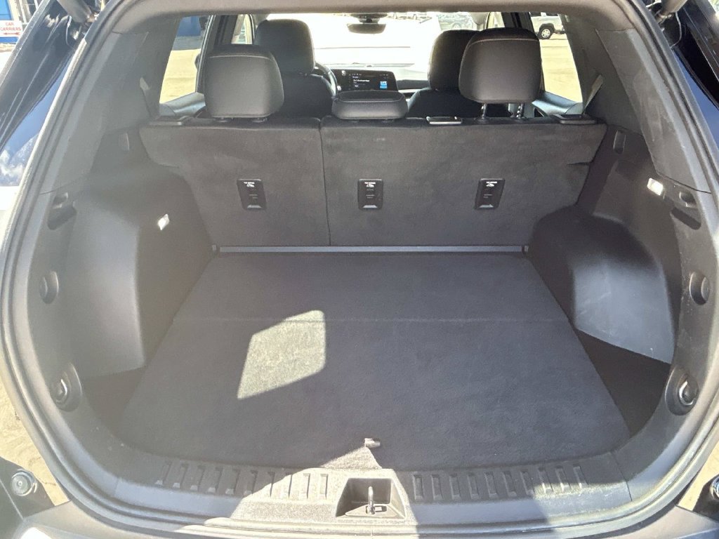 Used 2025 Chevrolet Equinox LT w/ Convenience Package II FWD image 8