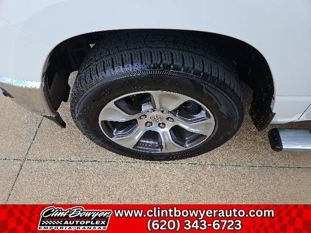 Used 2023 RAM 1500 Laramie AWD/4WD image 21