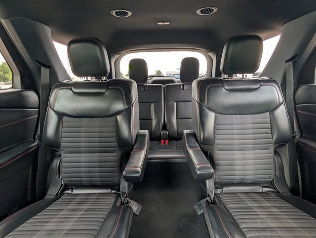 Used 2025 Ford Explorer ST-Line AWD/4WD image 34