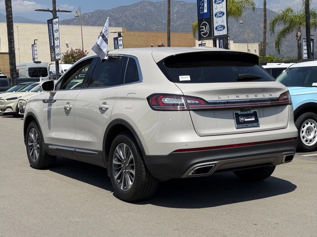 Used 2023 Lincoln Nautilus FWD image 6
