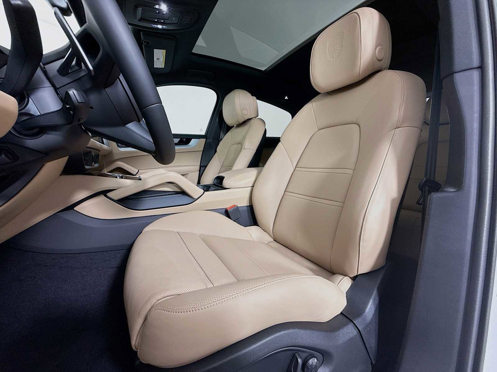 New 2026 Porsche Cayenne image 5