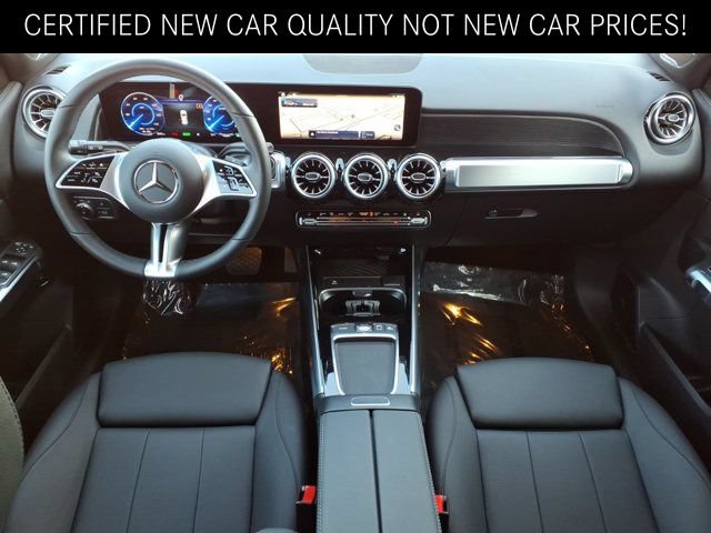 Certified 2025 Mercedes-Benz EQB 300 4MATIC image 4