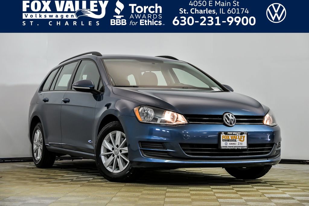 Used 2016 Volkswagen Golf S image 1