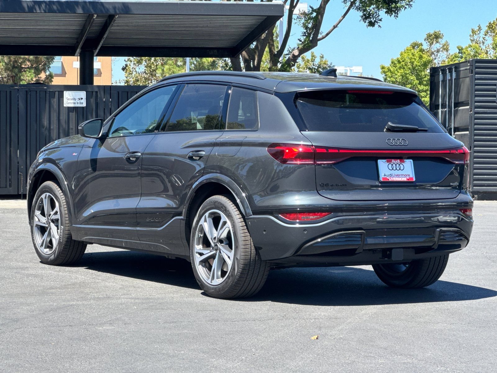 New 2027 Audi Q6 e-tron Premium Plus AWD/4WD image 4