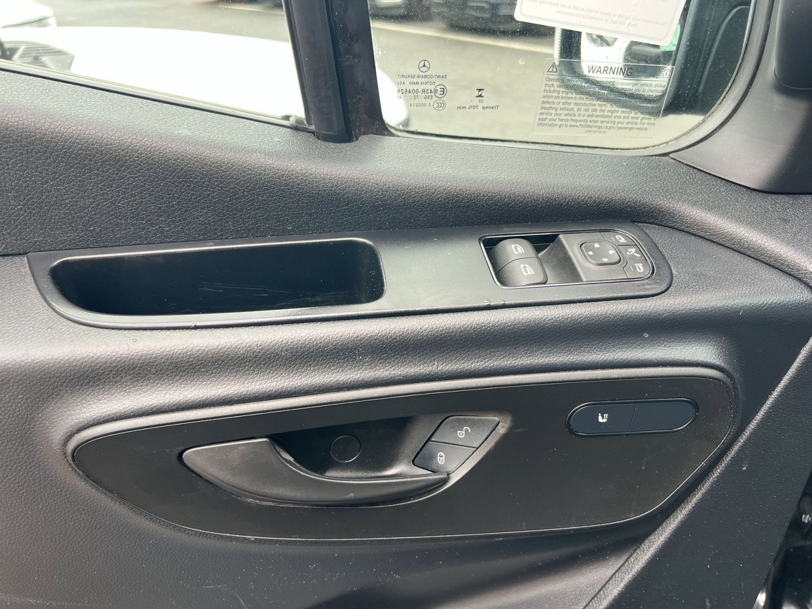 Used 2024 Mercedes-Benz Sprinter 2500 image 23