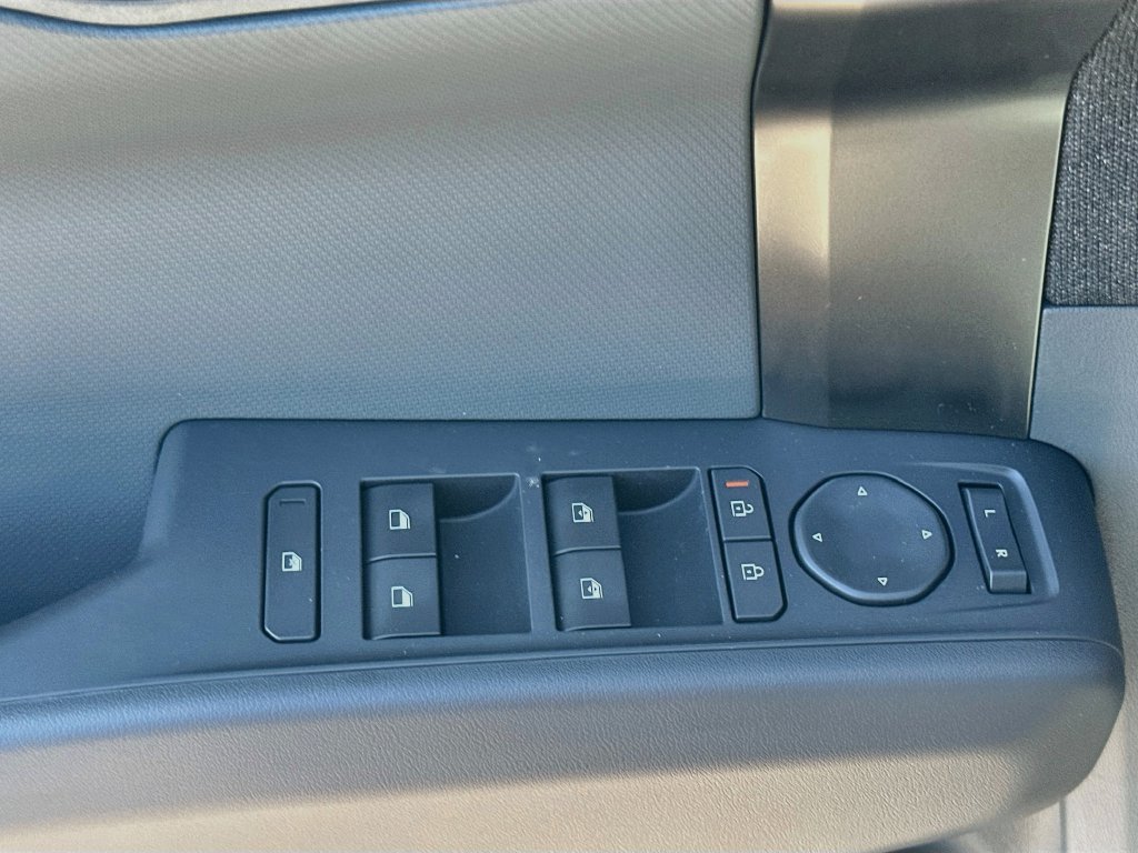 New 2027 Kia EV3 Land FWD image 18